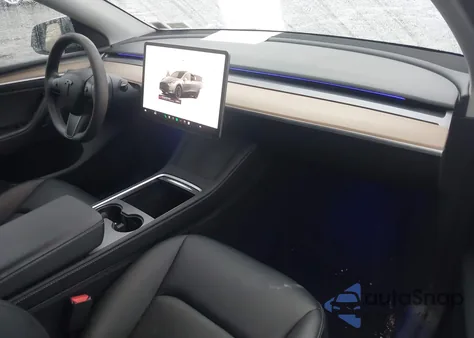 2023 Tesla Model Y Performance Dual Motor All-Wheel Drive z USA, uszkodzony, nr VIN 7SAYGDEF1PF873659